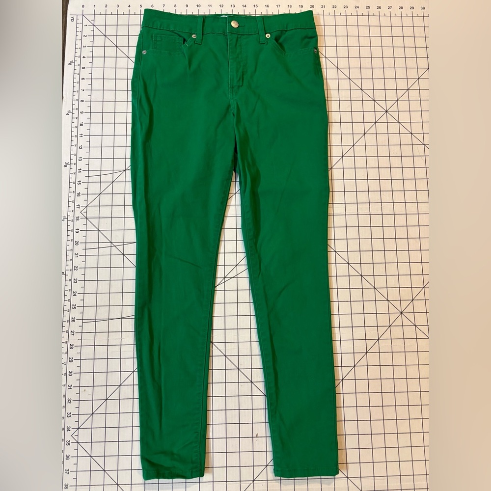 Crown & Ivy Women’s Size 4 Green High Rise Skinny Jeans